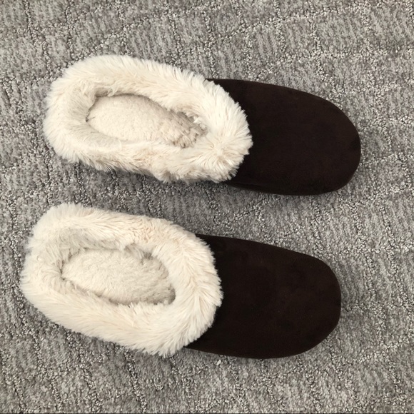 Brown Slippers - Picture 2 of 4